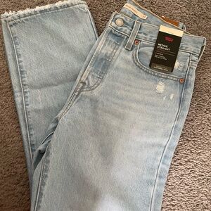 NWT Levi’s straight leg jeans